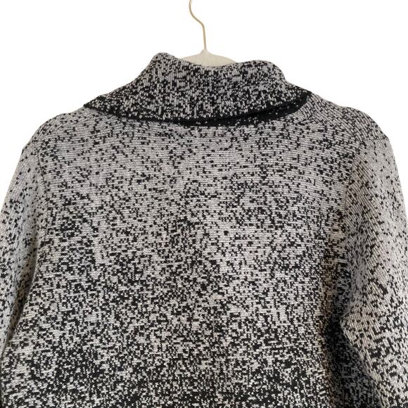 Betty Betty Black Gray Heather One Button Cowl Neck Loose Fit Sweater Sz Medium - Picture 10 of 15